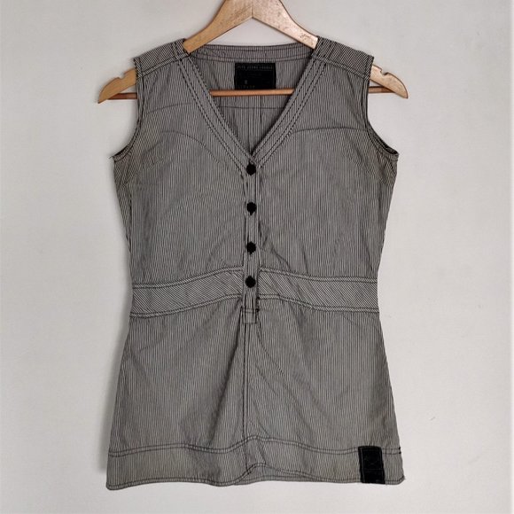 Pepe Jeans Tops - Pepe jeans London sleeveless stripped black and white button down top